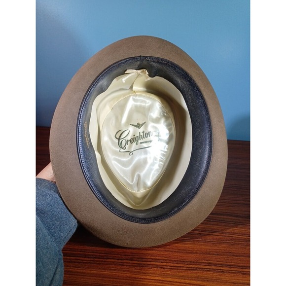 Vintage Creighton Fedora Classic Style Brown Felt Green Band - Picture 13 of 16